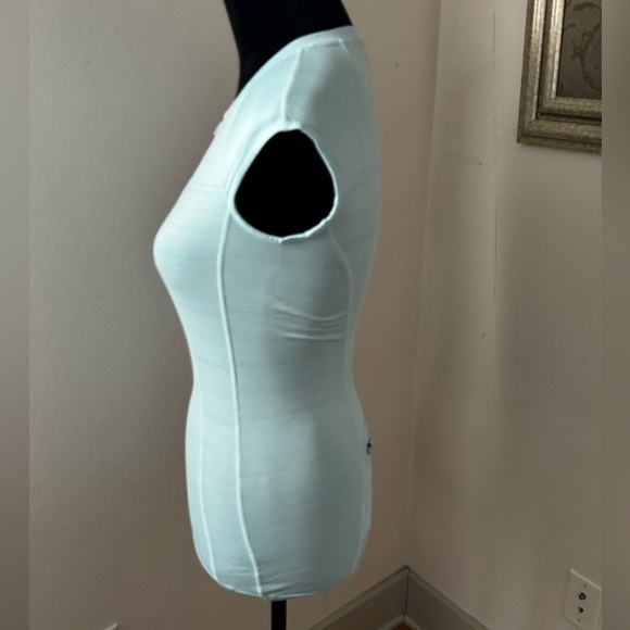 Athleta Pacifica UPF Tank 2 cap sleeves 1/4 zip front Surf City aqua top Sz XXS - Picture 3 of 9